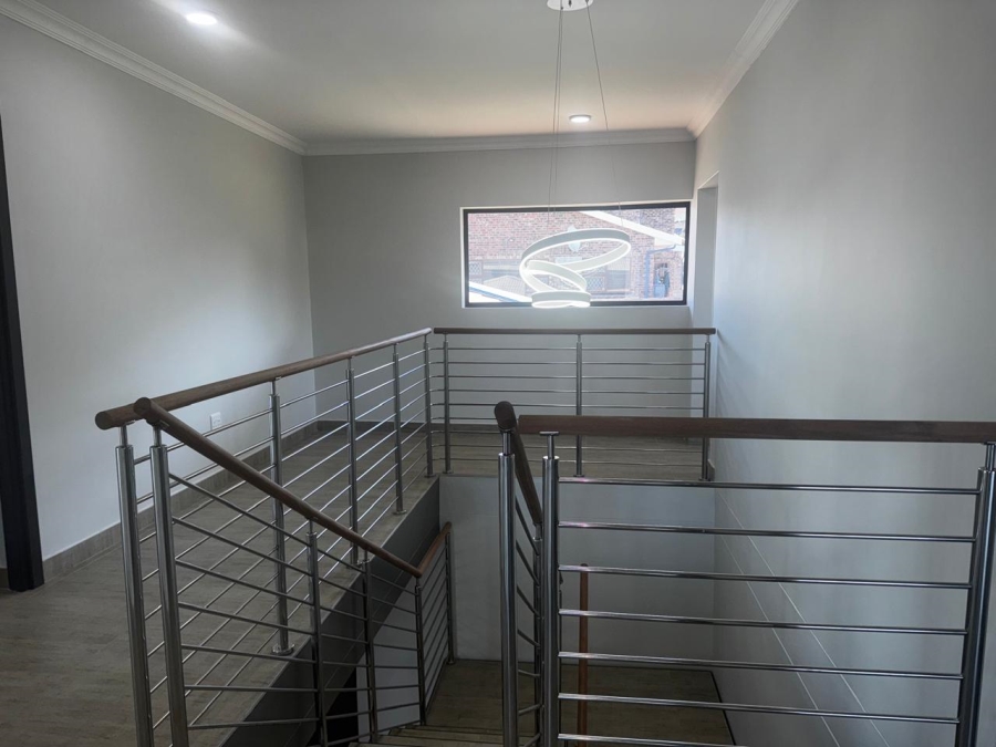 4 Bedroom Property for Sale in Wavecrest Eastern Cape